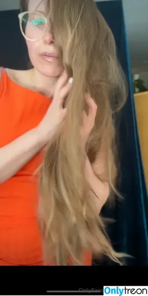 Jessie Cave / jessiecave nude photo #0057