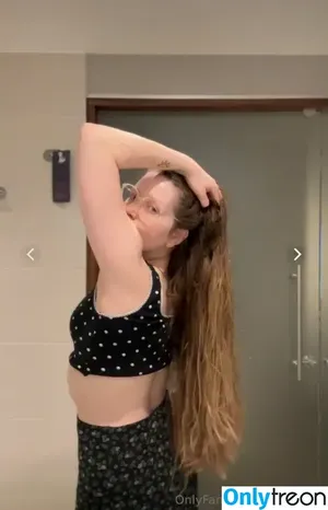 Jessie Cave / jessiecave nude photo #0070