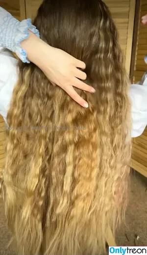 Jessie Cave / jessiecave nude photo #0194