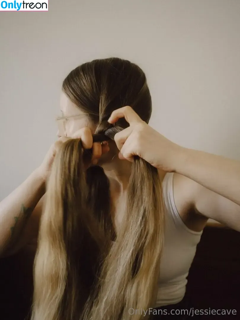 Jessie Cave nude photo #0005 (jessiecave)