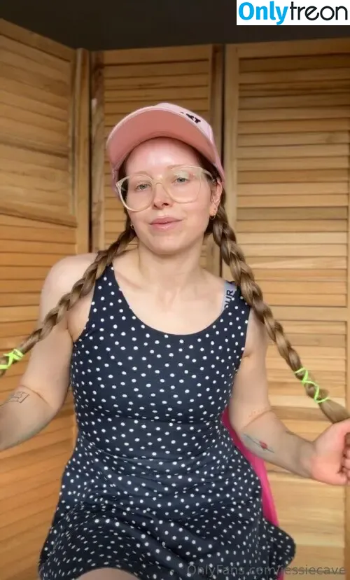 Jessie Cave nude photo #0015 (jessiecave)