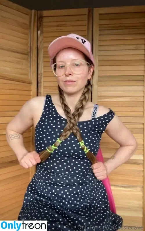 Jessie Cave nude photo #0016 (jessiecave)