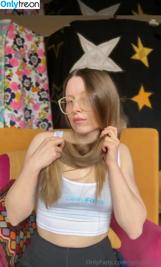 Jessie Cave nude photo #0021 (jessiecave)