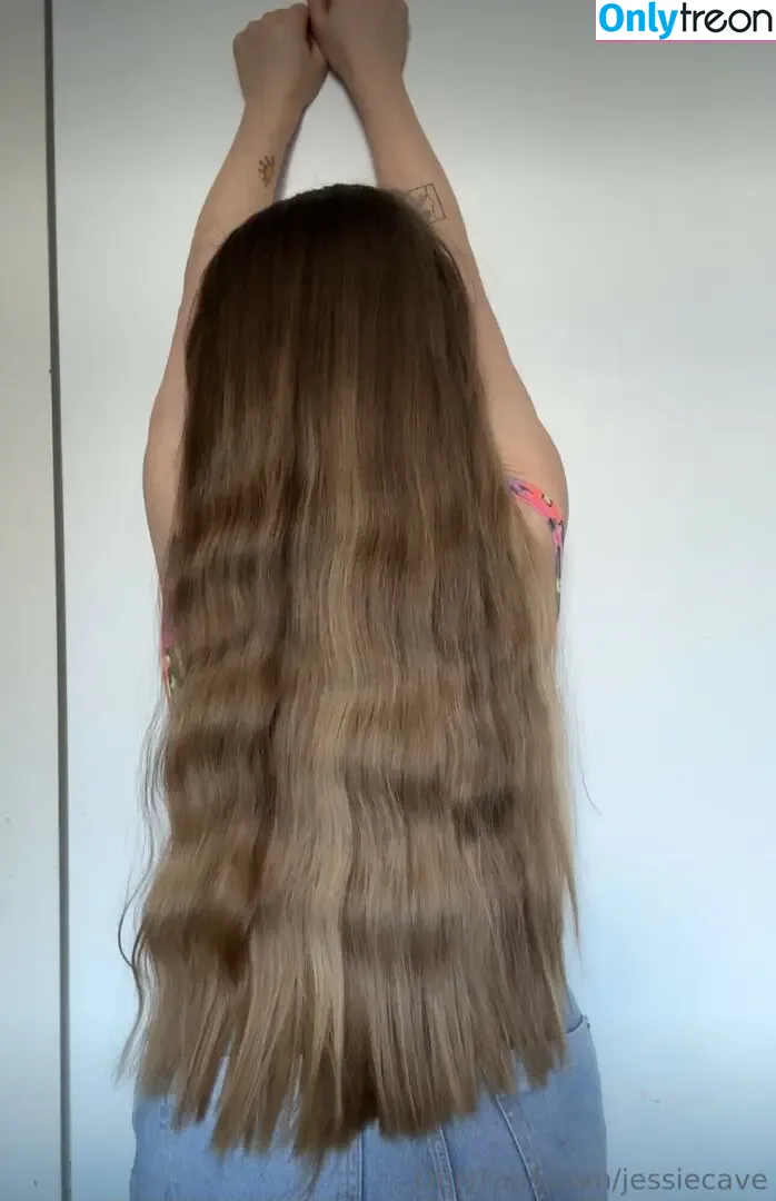Jessie Cave nude photo #0033 (jessiecave)