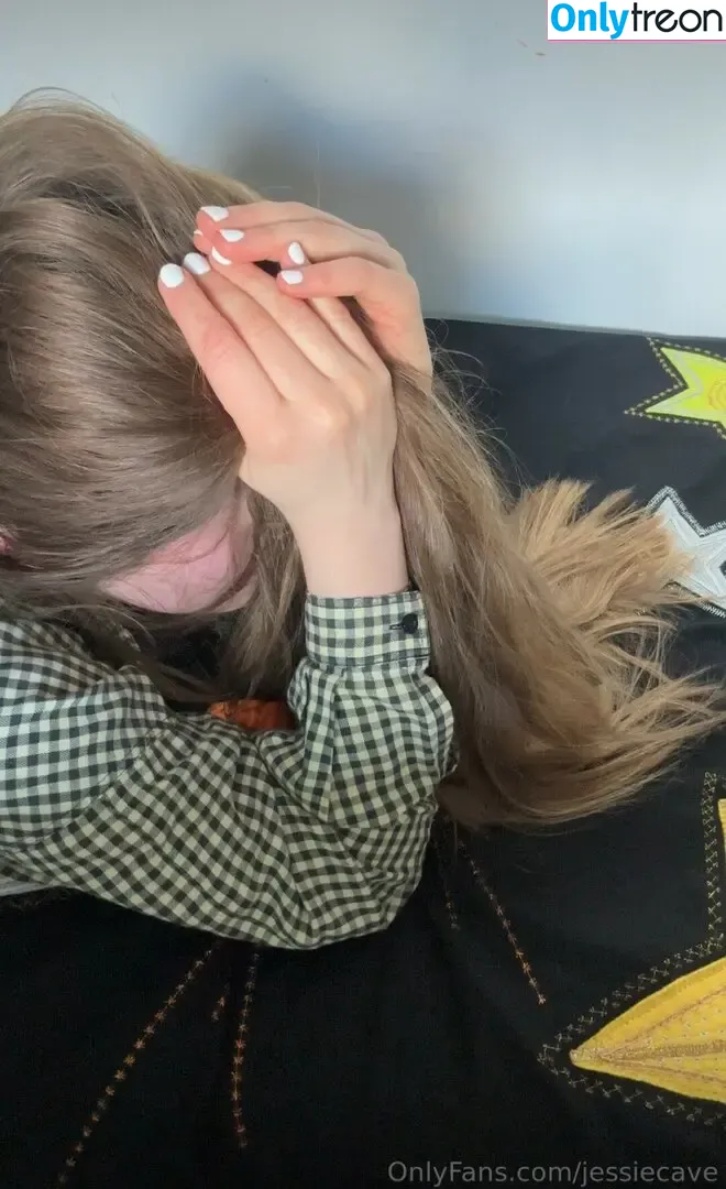 Jessie Cave nude photo #0036 (jessiecave)