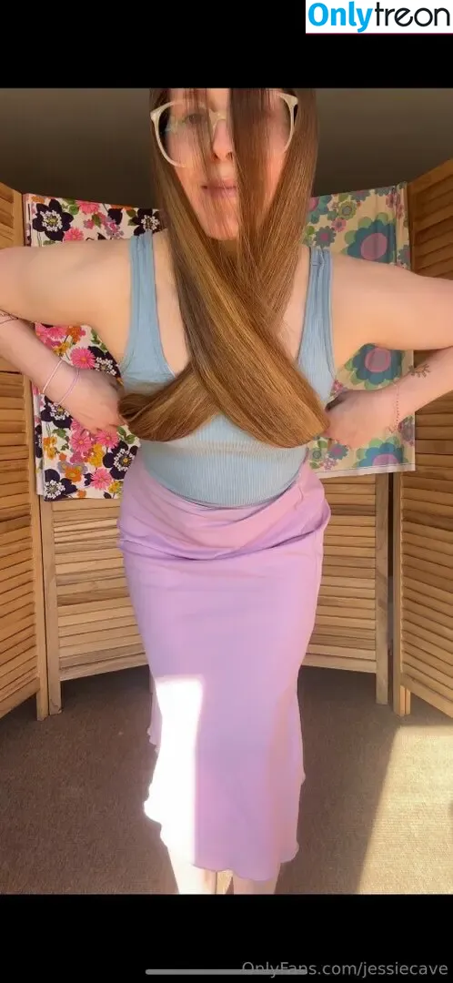 Jessie Cave nude photo #0063 (jessiecave)