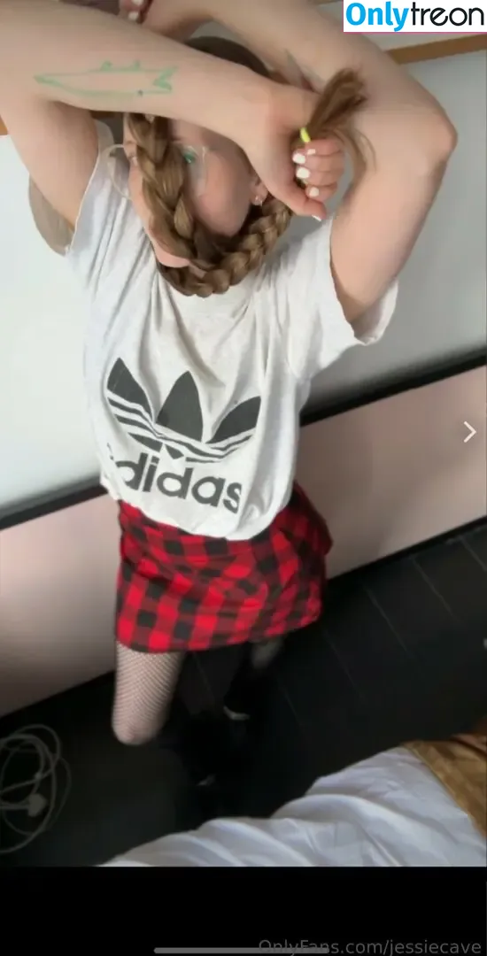 Jessie Cave nude photo #0085 (jessiecave)