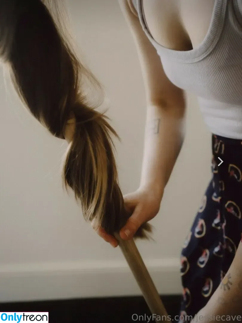 Jessie Cave nude photo #0092 (jessiecave)