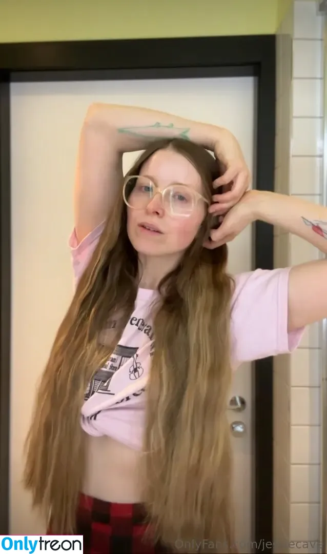 Jessie Cave nude photo #0112 (jessiecave)