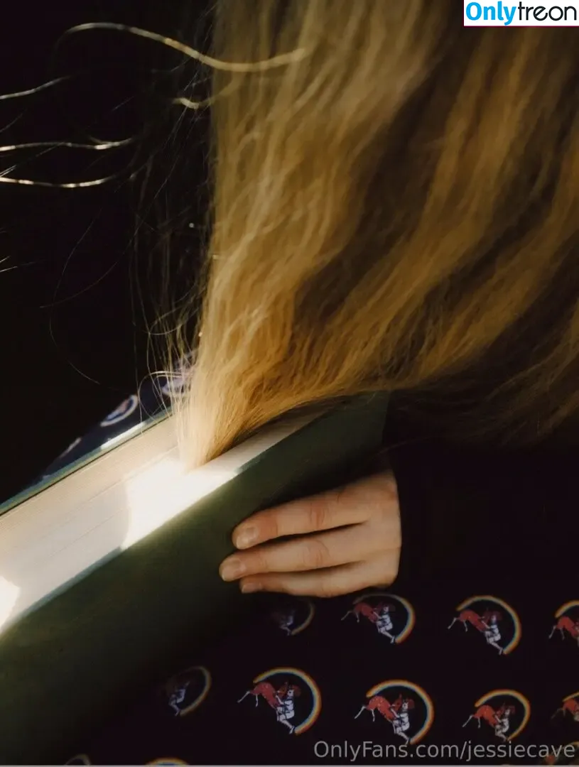 Jessie Cave nude photo #0114 (jessiecave)