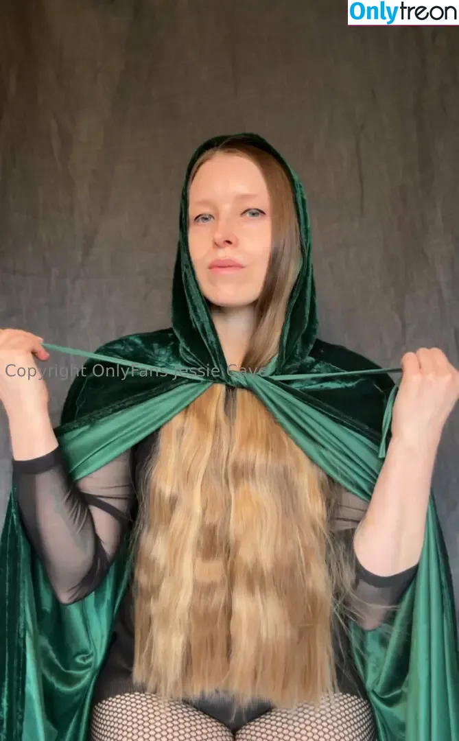 Jessie Cave nude photo #0146 (jessiecave)