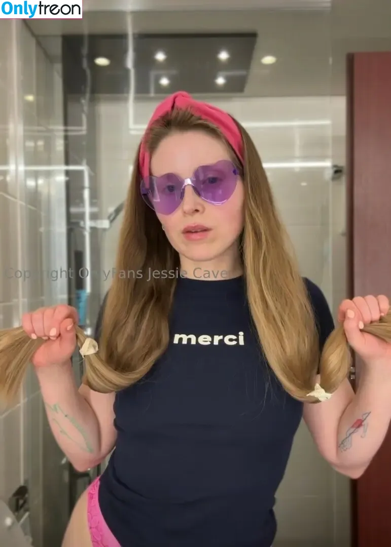 Jessie Cave nude photo #0151 (jessiecave)