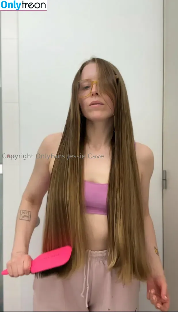 Jessie Cave nude photo #0165 (jessiecave)