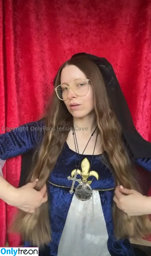 Jessie Cave nude photo #0173 (jessiecave)