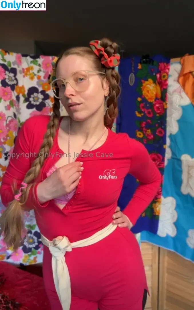 Jessie Cave nude photo #0203 (jessiecave)