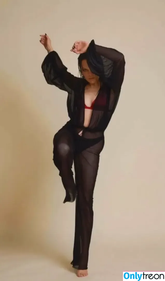 Jessie J nude photo #0284 (jessie-j / jessiej)