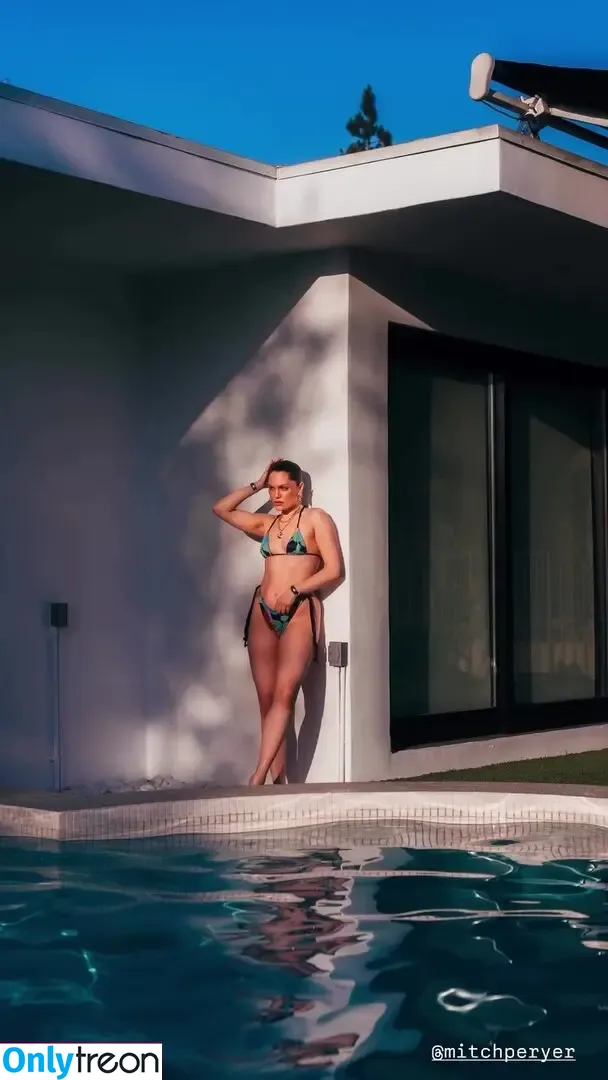 Jessie J nude photo #0289 (jessie-j / jessiej)