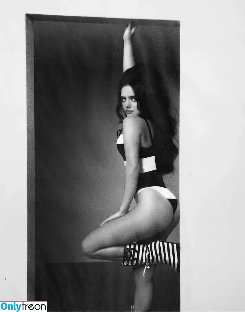 Jessie Murph nude photo #0090 (jessiemurphhh / playfullyfunsized)