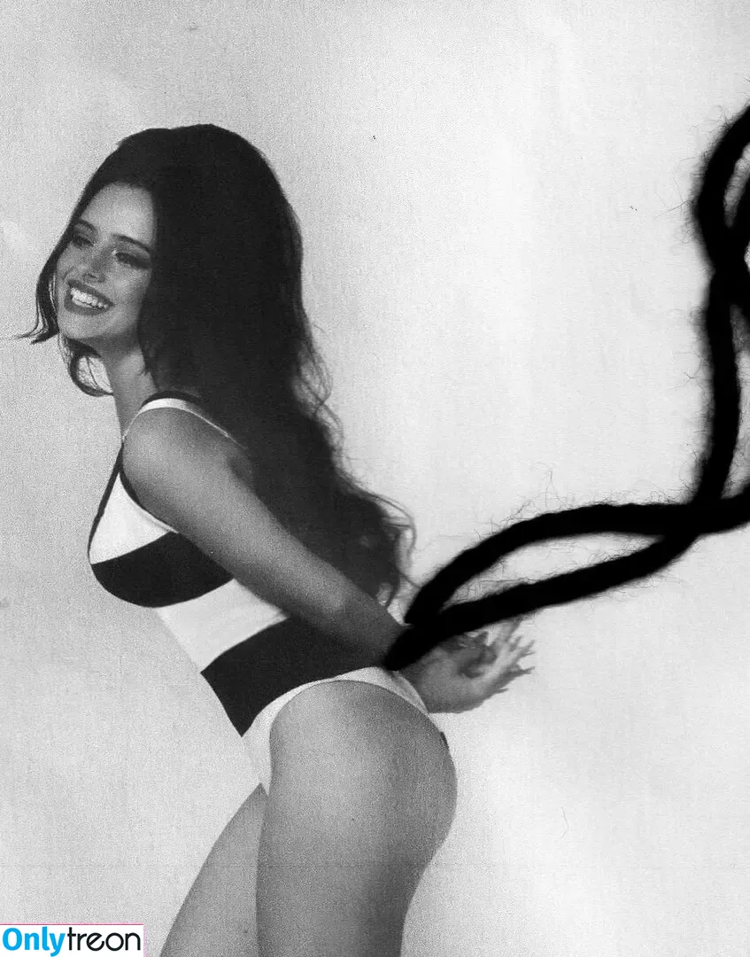 Jessie Murph nude photo #0091 (jessiemurphhh / playfullyfunsized)