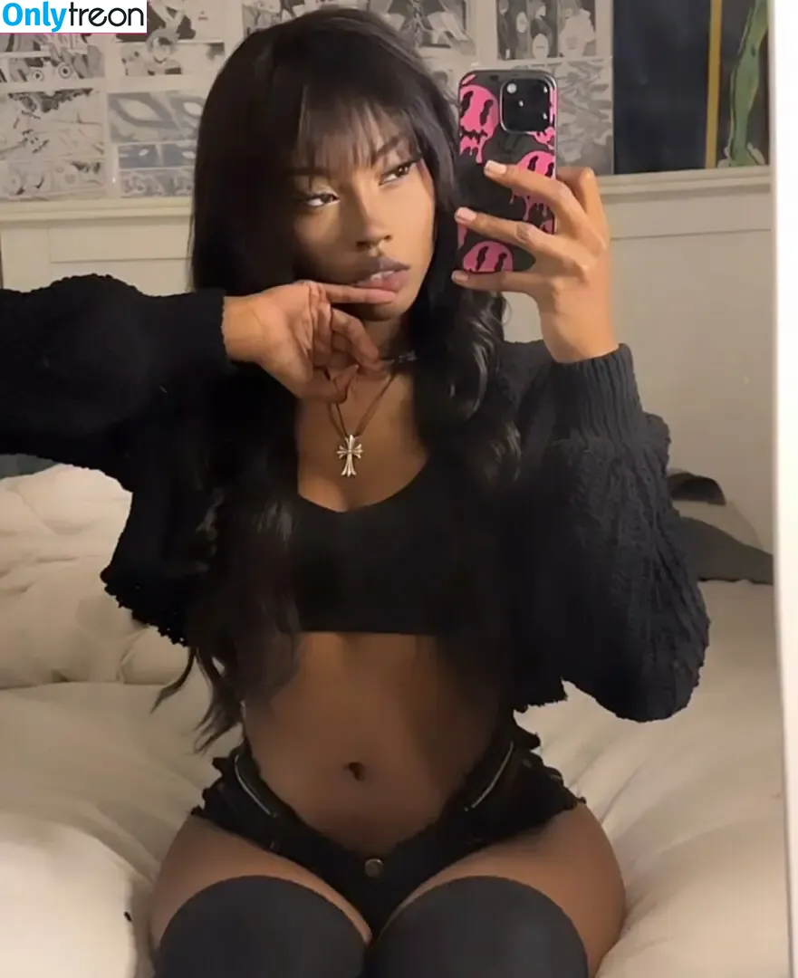 Jessiebugg nude photo #0002 (salva243414)