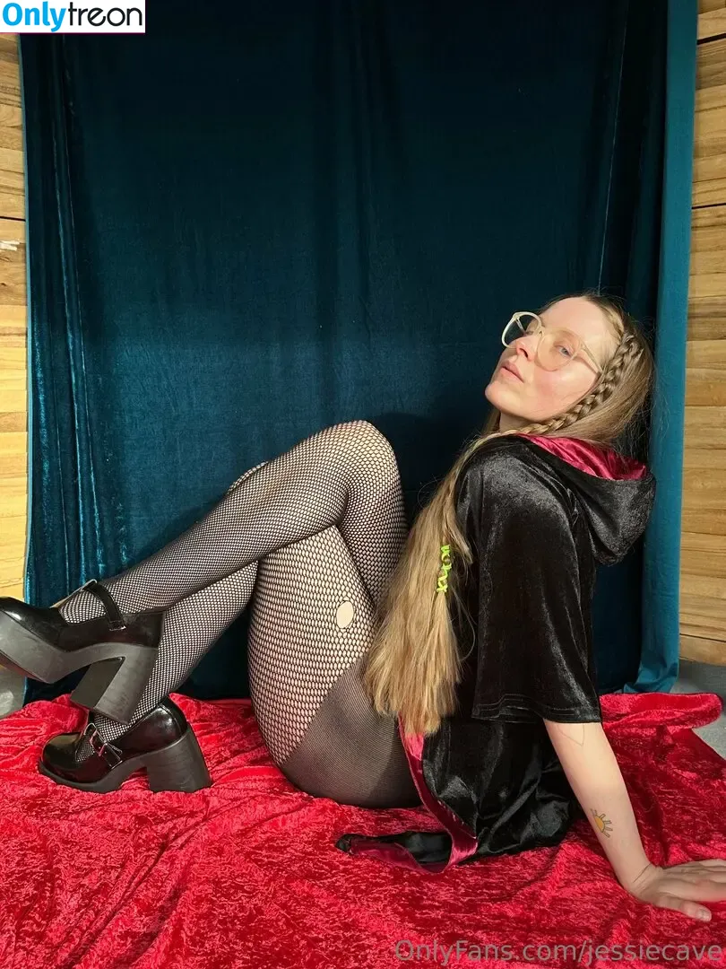Jessiecave nude photo #0040 (Jessiecave)