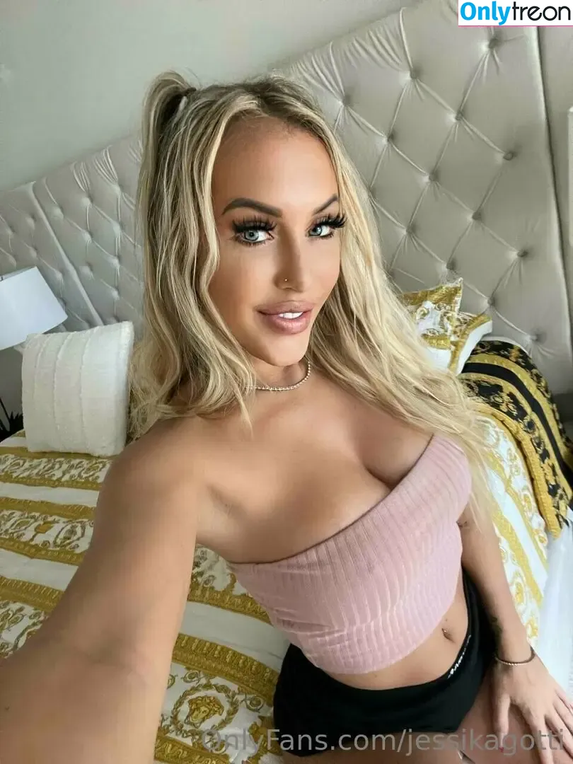 Jessika Gotti nude photo #2027 (jessikagottem / jessikagotti)
