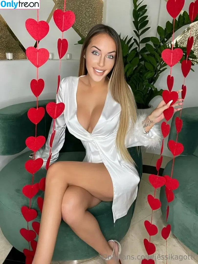 Jessika Gotti nude photo #2211 (jessikagottem / jessikagotti)