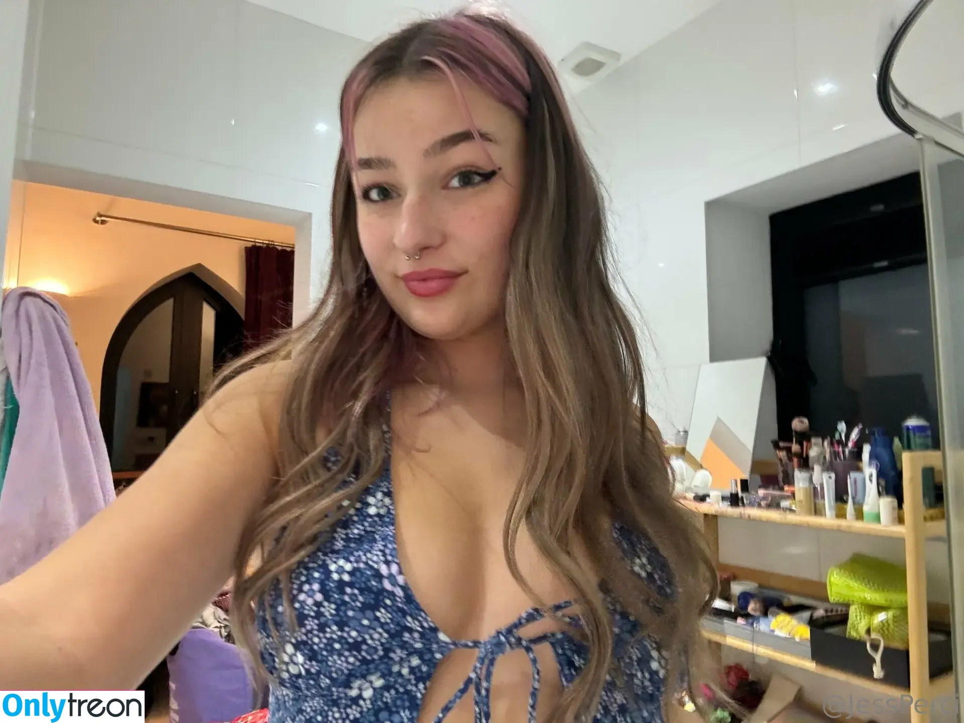 JessPerci nude photo #0054 (JessPerci)