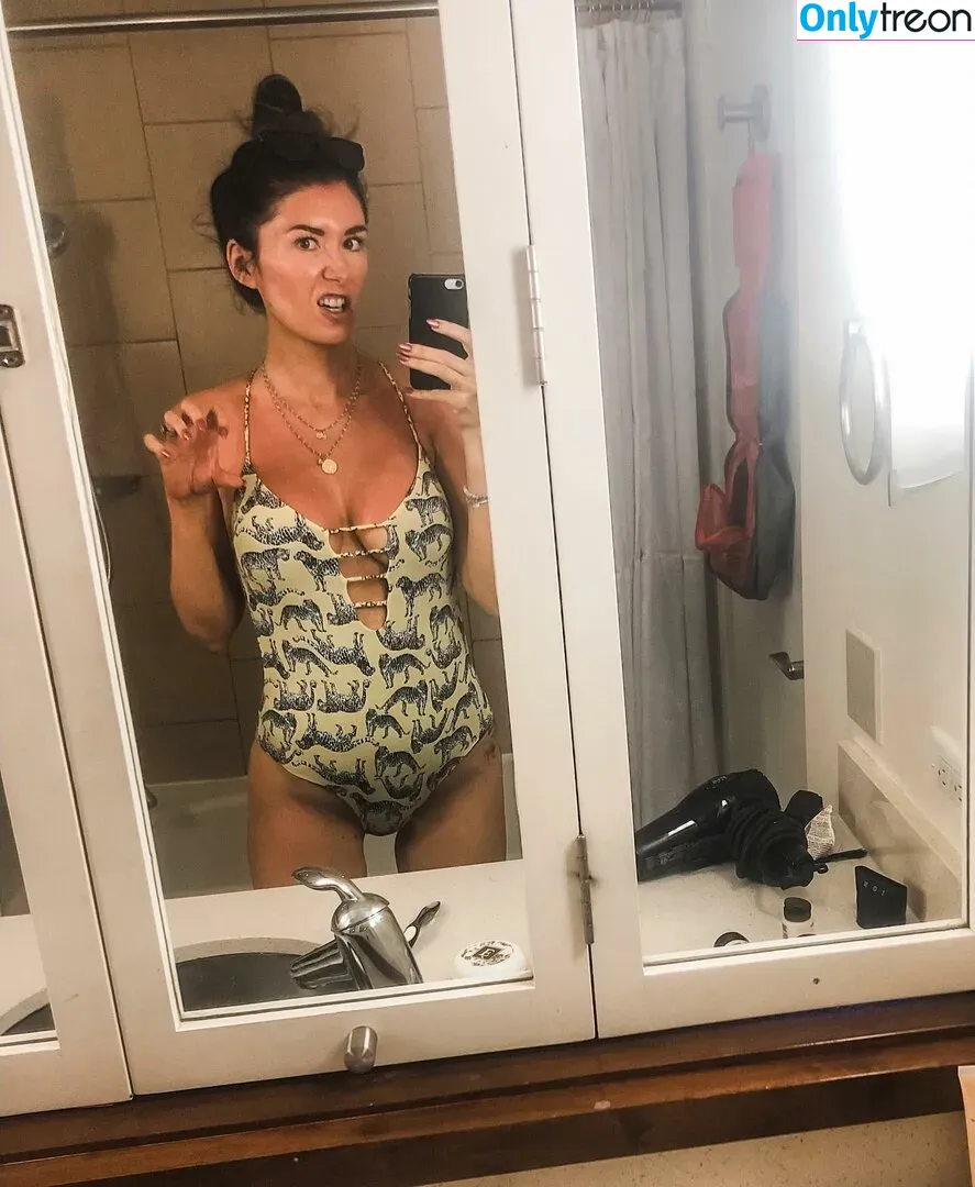 Jewel Staite nude photo #0112 (JewelStaite)