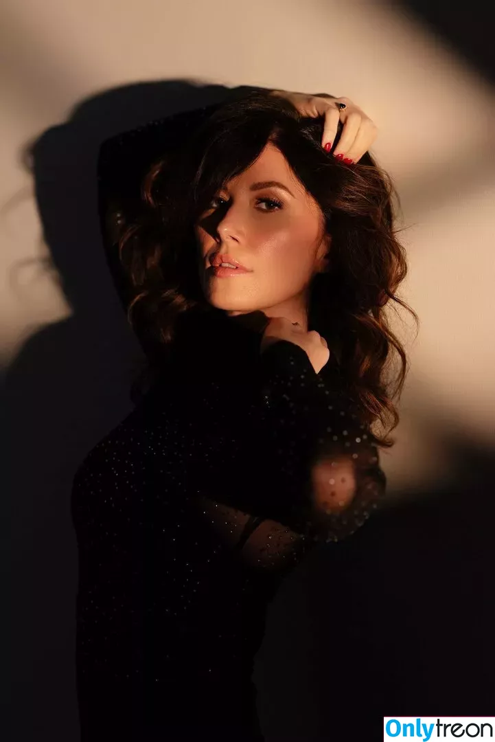 Jewel Staite nude photo #0210 (JewelStaite)