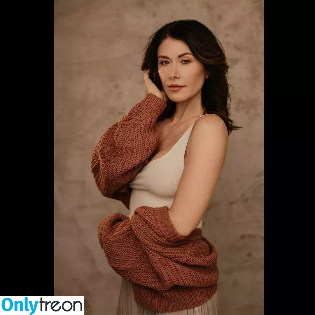 Jewel Staite nude photo #0314 (JewelStaite)