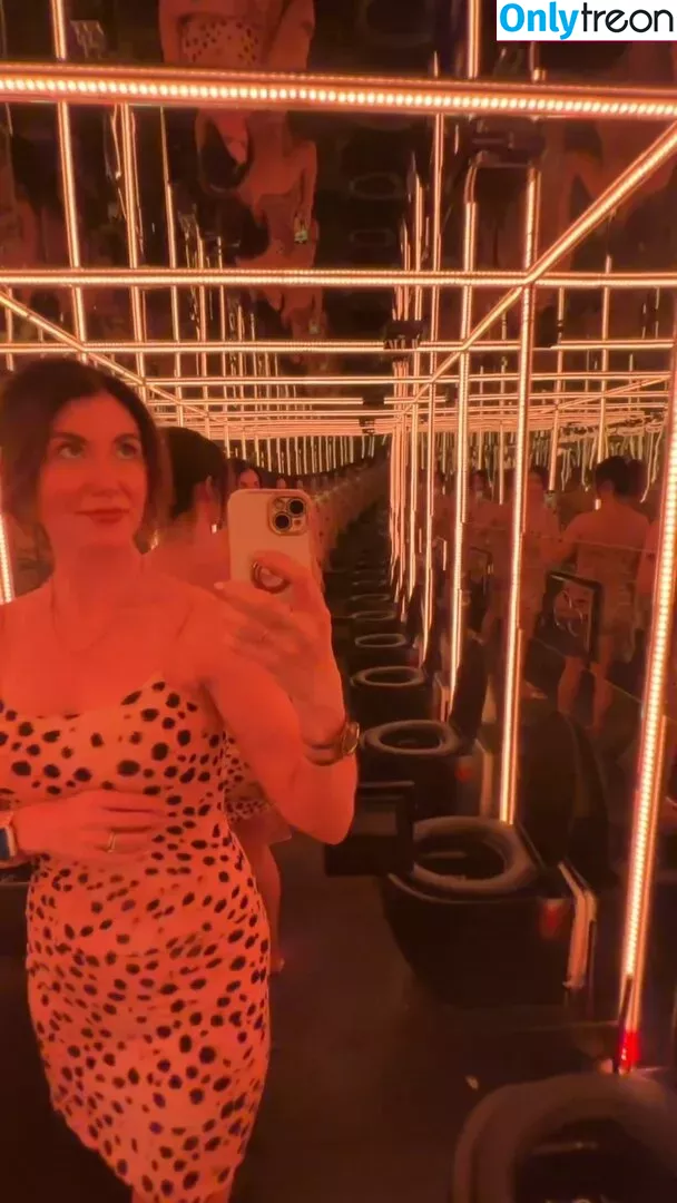 Jewel Staite nude photo #0350 (JewelStaite)