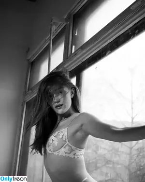Jia_lissa / Jiayoncé / jialissaonly nude photo #0382