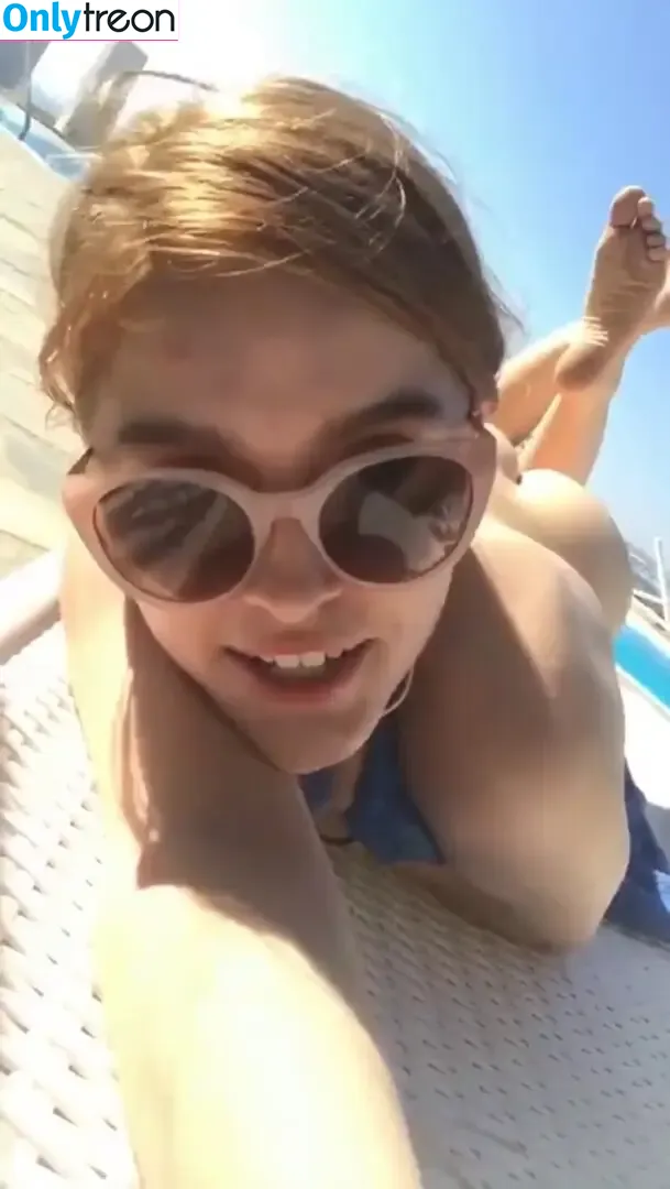 Jia_lissa nude photo #0341 (Jiayoncé / jialissaonly)