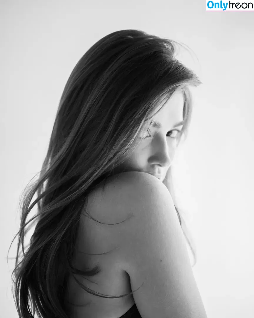 Jia_lissa nude photo #0377 (Jiayoncé / jialissaonly)