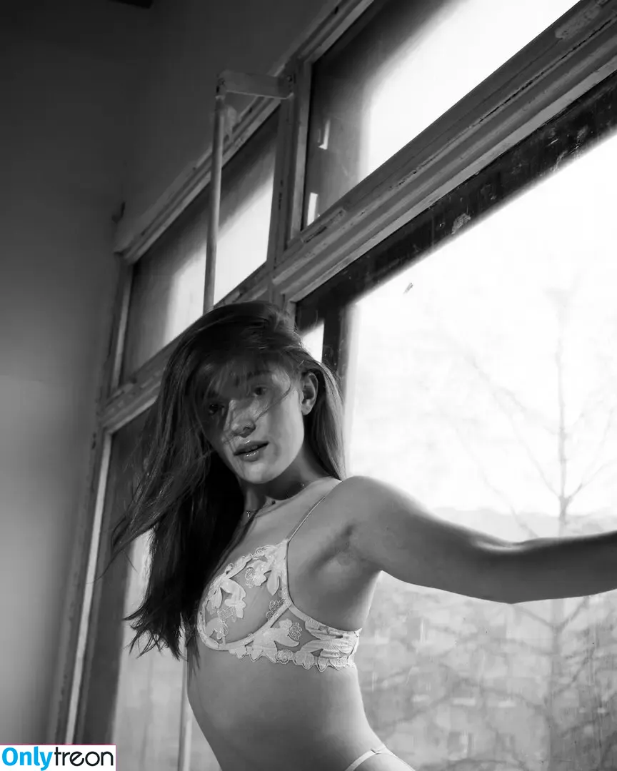 Jia_lissa nude photo #0382 (Jiayoncé / jialissaonly)