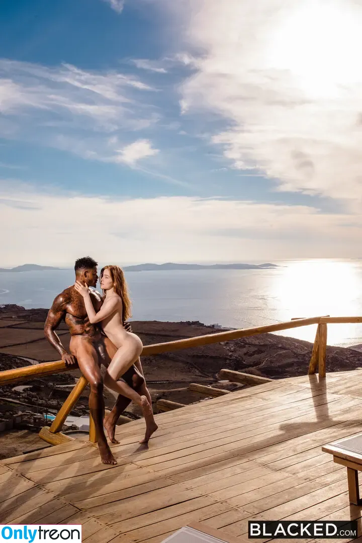 Jia_lissa nude photo #0854 (Jiayoncé / jialissaonly)