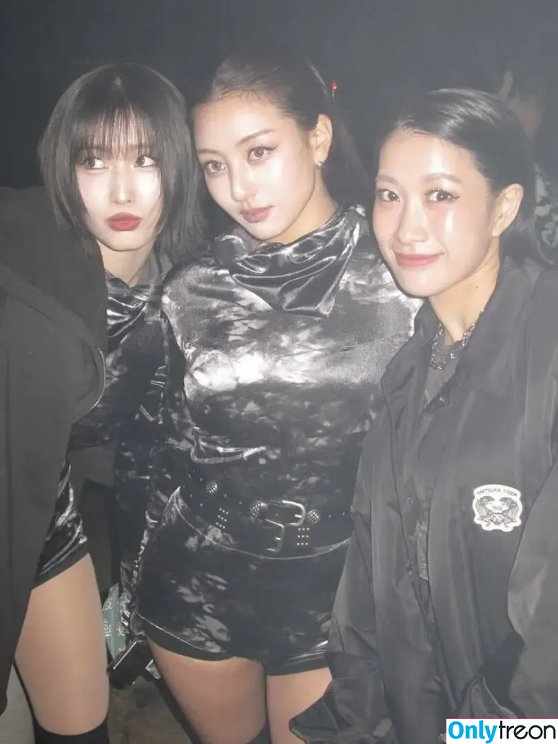 Jihyo nude photo #0318 (Park Ji-hyo / TWICE / _zyozyo / 박지효)