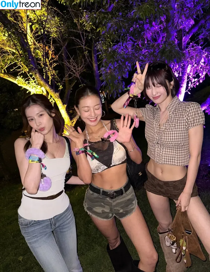 Jihyo nude photo #0403 (Park Ji-hyo / TWICE / _zyozyo / 박지효)
