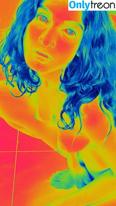 Jikki Nair nude photo #0096 (ineffableimpressions)