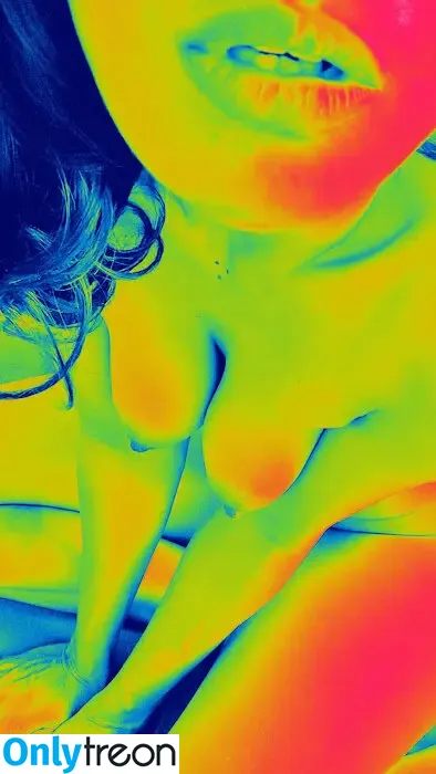 Jikki Nair nude photo #0114 (ineffableimpressions)
