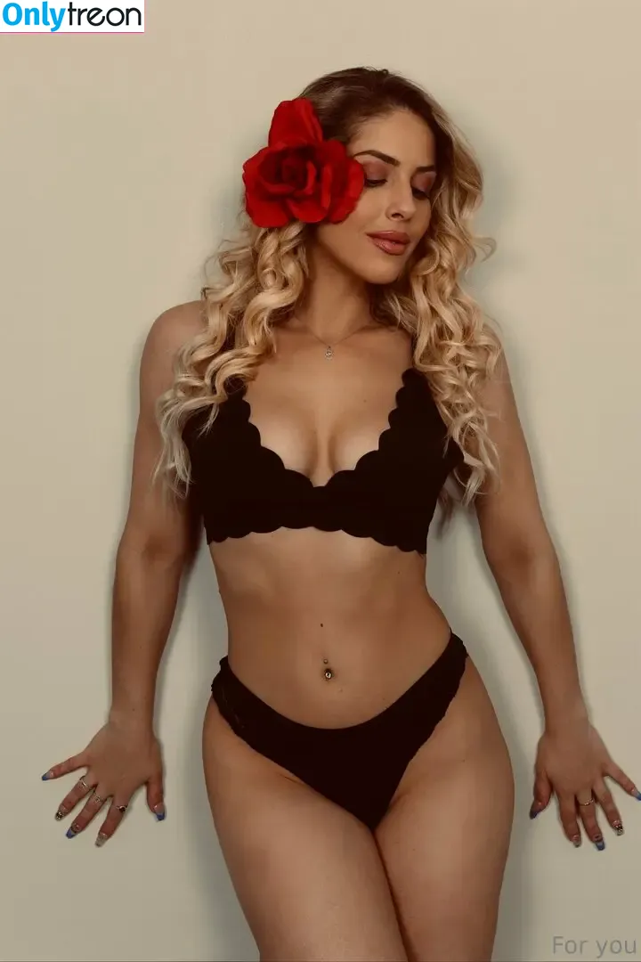 jillisalynn nude photo #0008 (jillisalynn)
