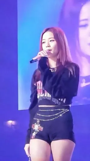 Jisoo / BLACKPINK / qenshizu / sooyaaa__ nude photo #0012