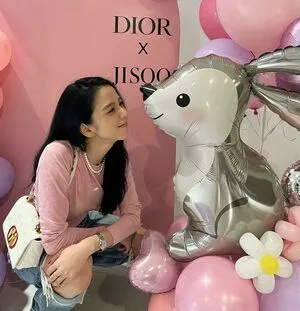Jisoo / BLACKPINK / qenshizu / sooyaaa__ nude photo #0069