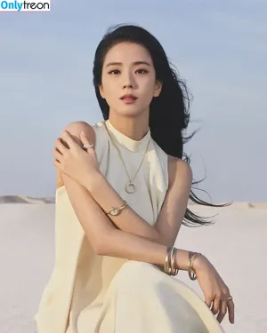 Jisoo / BLACKPINK / qenshizu / sooyaaa__ nude photo #0565