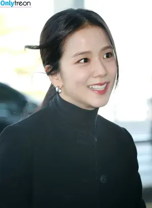 Jisoo / BLACKPINK / qenshizu / sooyaaa__ nude photo #0785