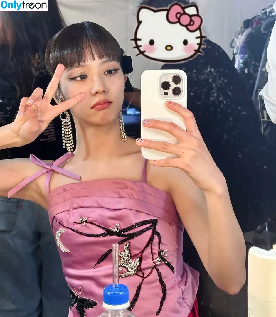 Jisoo nude photo #0201 (BLACKPINK / qenshizu / sooyaaa__)