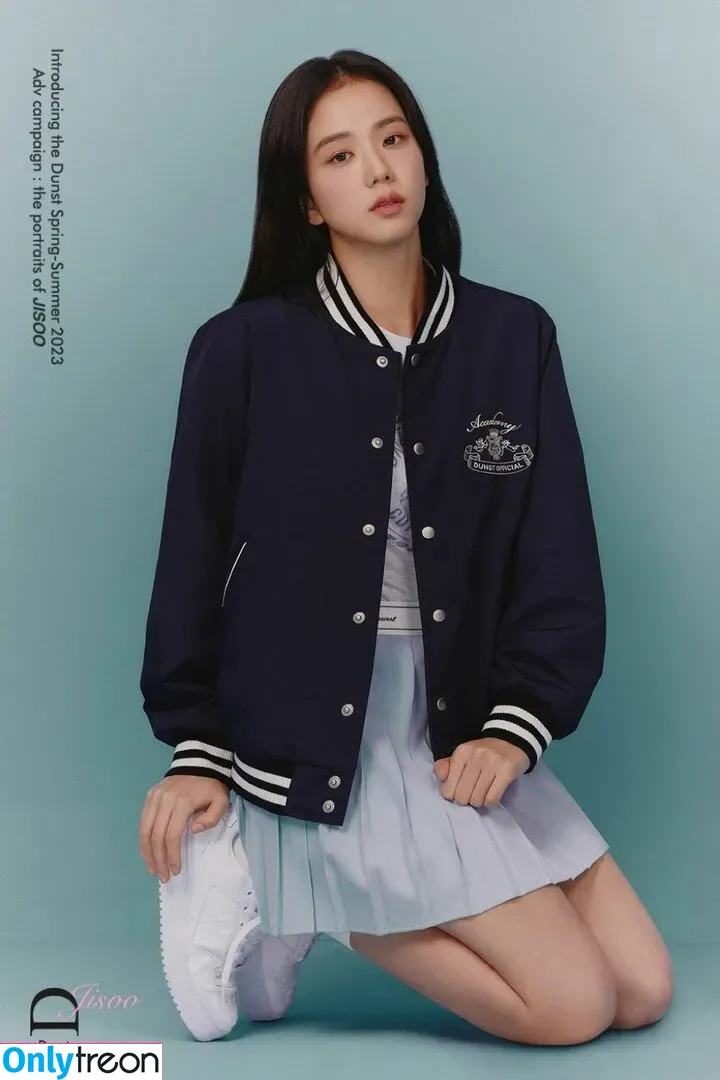 Jisoo nude photo #0264 (BLACKPINK / qenshizu / sooyaaa__)