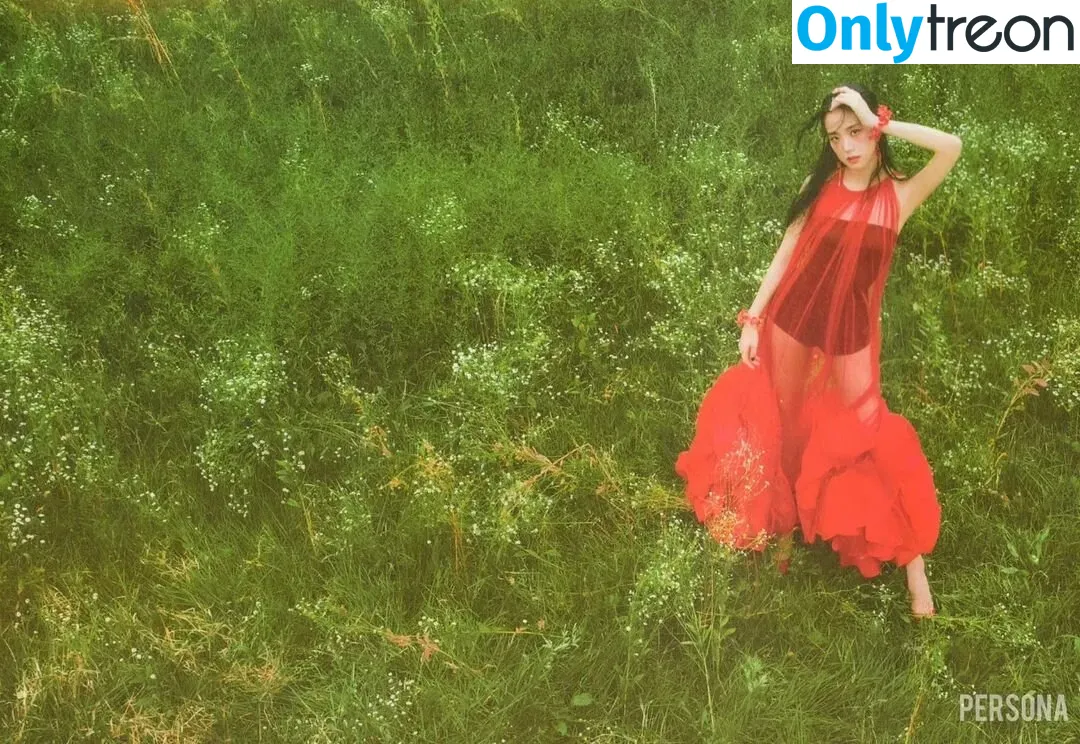 Jisoo nude photo #0269 (BLACKPINK / qenshizu / sooyaaa__)