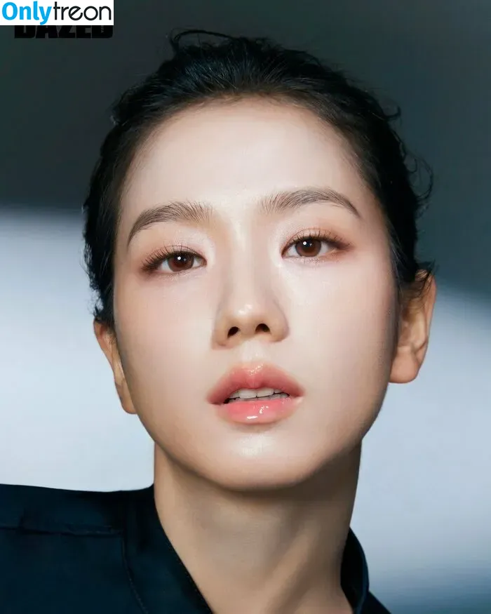Jisoo nude photo #0474 (BLACKPINK / qenshizu / sooyaaa__)